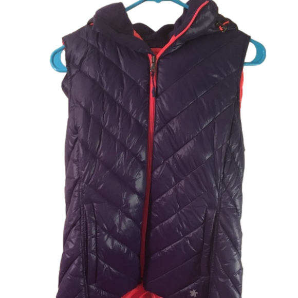 Vest - Picture 1 of 2